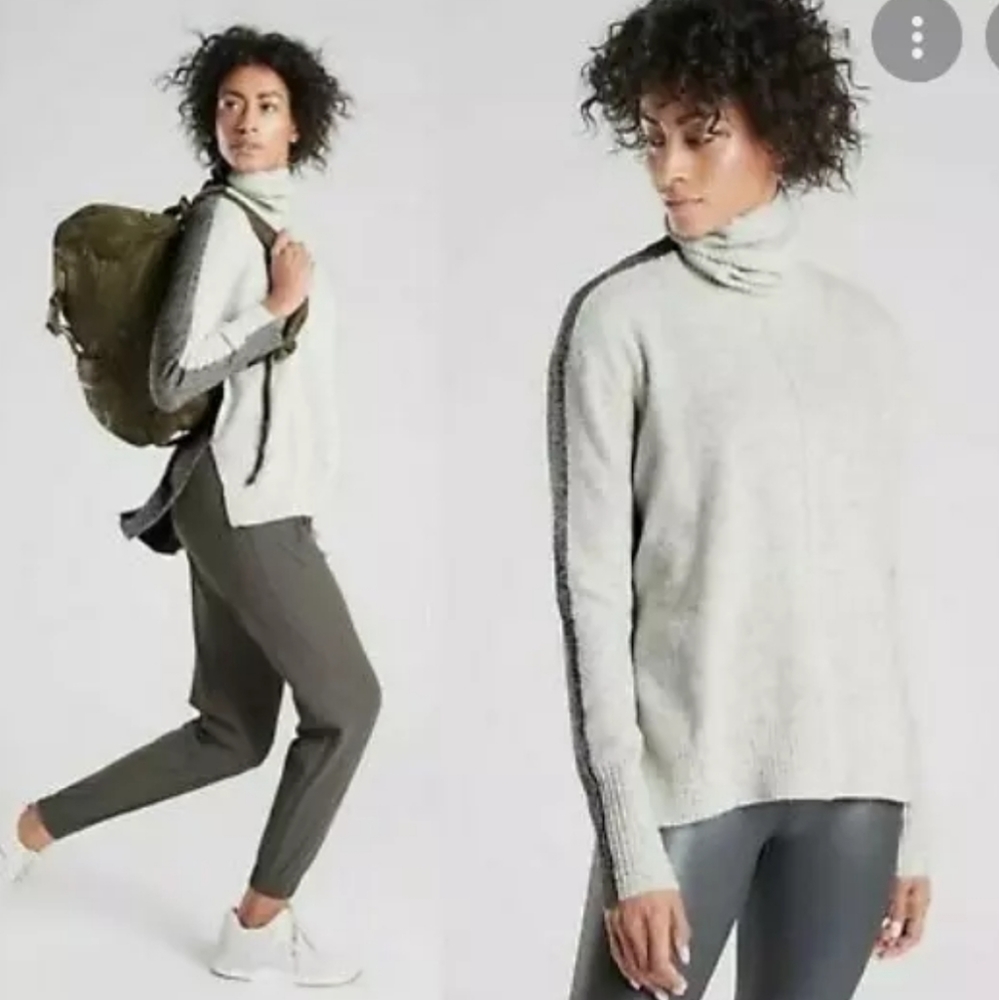 Athleta sweater